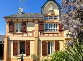 Cozy Home In Barneville Carteret With Wifi