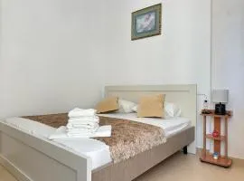 M&A Apartment's