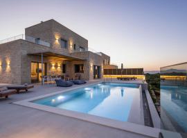 Carob Luxury Villas، فندق في Gavalochori