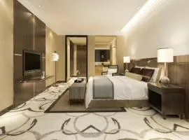 The Gulf Qubic Hotel Near Delhi Airport