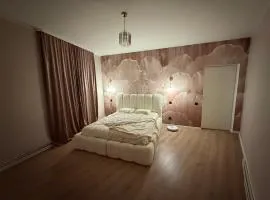 Luxe Lumine Apartment #2