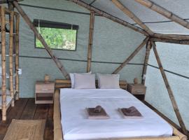 Bamboo glamping، فندق في كوتور