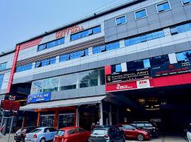 Aira Residency, hotel en Vennikulam