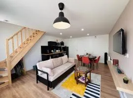 T3 neuf 6 pers, plage 5 min, tout équipé, parking