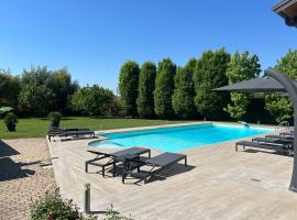 Residence Le Palme, hotell sihtkohas Torrazza Piemonte