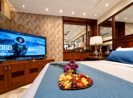 마찰라에 위치한 호텔 EXECUTIVE SUITE Piscina & Parking Privado