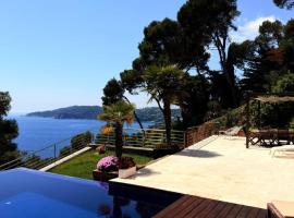 Blueview Villa, hotel a Llafranc