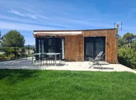 Studio avec piscine et jardin