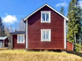 6 person holiday home in BOLLSTABRUK