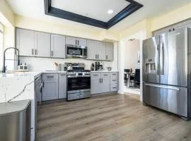 The Manor - Spacious 4BR Home in Moreno Valley