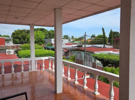 Casa Robles - Stay Near MGA Airport, hotel a Managua