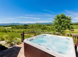 Homestead Bahor With Whirlpool - Happy Rentals