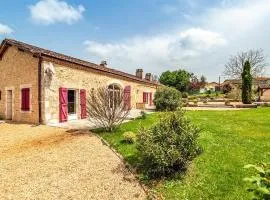 Amazing Home In Villamblard