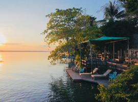 Mayan Spirit, hotel i Flores