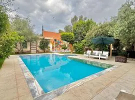 Villa familiale avec piscine privée sans vis à vis