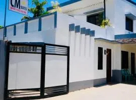 CM Star Suites - Guesthouse