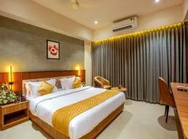 Hotel Cheston Villa At Delhi Airport