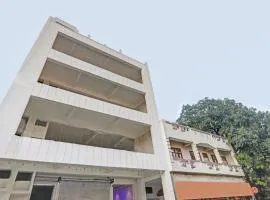 Capital O Townhouse Govinda Royal