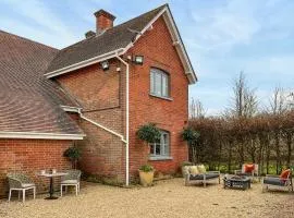 Elm Tree House - Uk51762