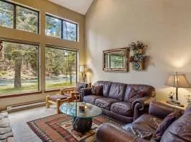 Family Retreat - Pool Tennis & Lake Access
