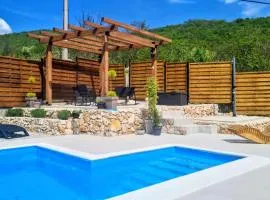 Kamena kuća Goranci