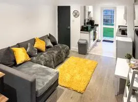 Sunflower Bungalow - Uk50569