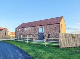 Chestnut House - Ukc4650