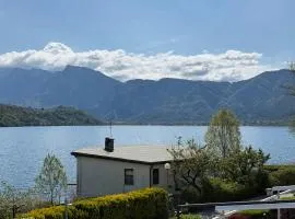 Albergo Mezzolago