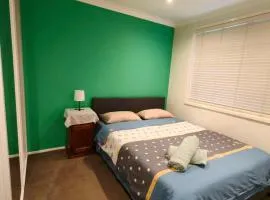 Bright Double Room N Winston Hills