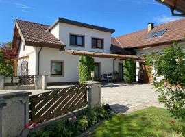 Privatzimmer und Ferienwohnungen Leeb, hotel di Persenbeug-Gottsdorf