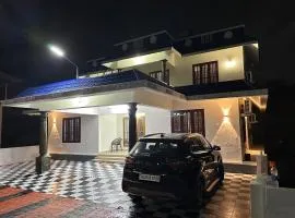 Richard's Homestay -Spacious 3 BHK