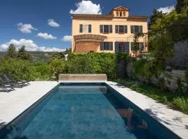 18thC perfumer's home, heated pool & view