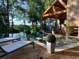 Villa de Standing, Climatisation, Piscine chauffée & Nature