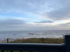 Ocean view static caravan with decking
