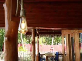 Buggei Surfcamp Mentawai, hotel di Katiet