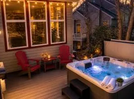 Husky Hideaway-Hot Tub, 1 Mile Lake & Ski