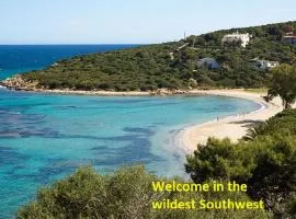 Sardinia Sea View Luxory retreat by the beach with extra Privacy & Care like a resort for you only
