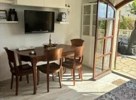 Sunny hideaway El Ranchito garden & terrace