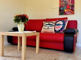 Hamburg Living Hub, Hotel in Pinneberg