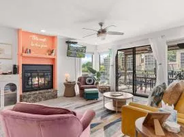 Daylight Cove Lakefront Chic
