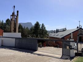 Residencia Albergue Jaca, Hotel in Jaca