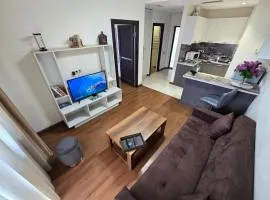 Hay Tun Apartments