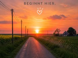 Ferienwohnungen Haus Krabbe zentral & hundefreundlich, ideal für Paare und Alleinreisende, zwischen Bremerhaven und Cuxhaven, hotel di Wremen
