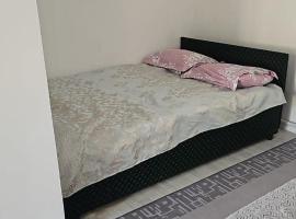 Tumar, khách sạn ở Saty