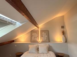 Chambre 24h Le Mans، فندق في Guécélard