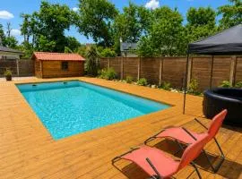 Agréable Maison entre Bordeaux et le Bassin avec option jacuzzi