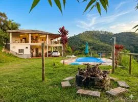 CHÁCARA DOMINGOS MARTINS - SANTO GRAAL - Montanhas, Corredeiras, Piscina, Natureza e Paz