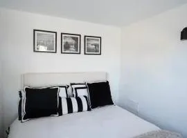 Double room container