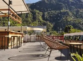 Crater Eruption Backpacker Hostel