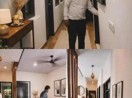 3bhk spacious flat available with kitchen and balcony